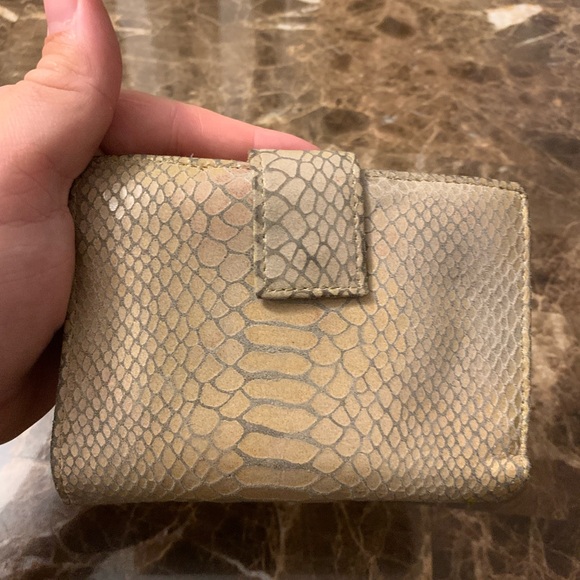 Hobo International Snakeskin Rachel Wallet - Picture 3 of 12